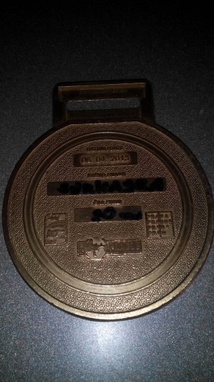 Medaila z víťazsta (mojho) v polmaratónu v Prahe.