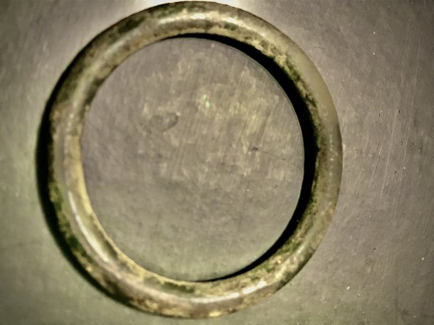 Bronzovej krúžik
