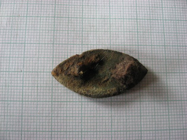 Falera koňská ve tvaru olivky, 33 mm