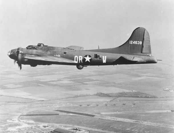 Létájící pevnost B-17