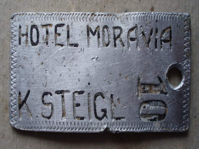 Prsten a Hotel Moravia