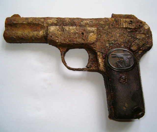 Pistol FN 1900