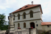 Hrad a zámek Valdštejn