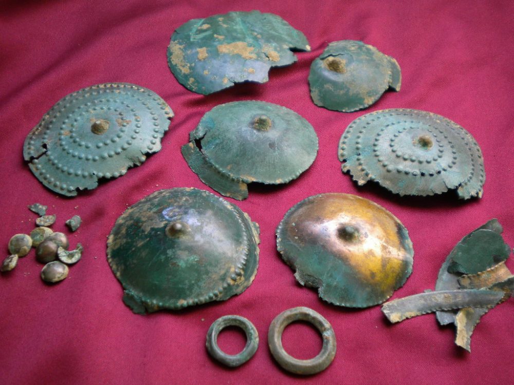 Odevzdané bronzové artefakty