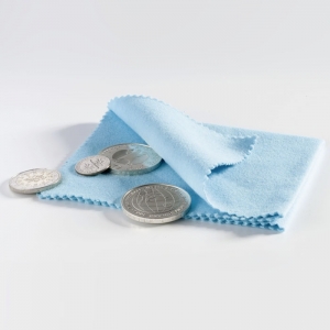 Cleaning and polishing cloth
