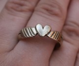 Můj první skoro zlatý prsten !