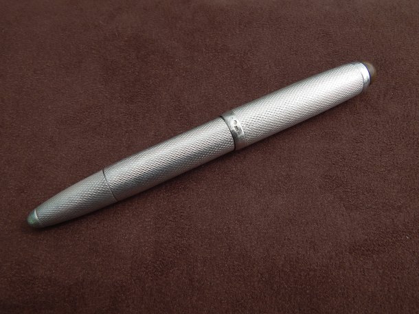 Stříbrné Plnicí pero