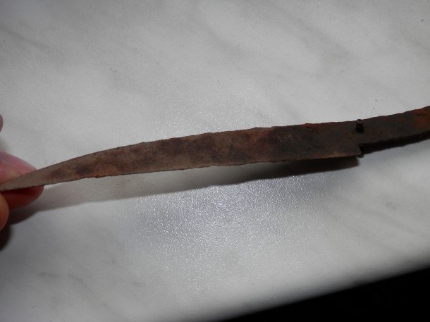 Středověky nůž