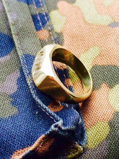 Zlatý masivní prsten z rybníčka:-)