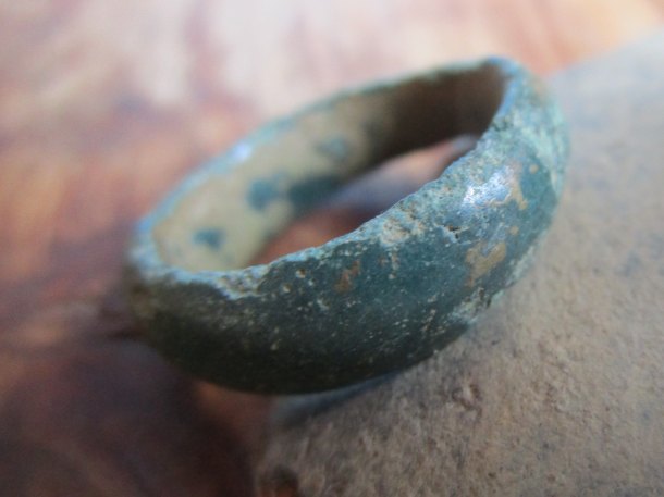 D. železná prsten