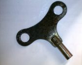 Natahovací klíč na  pendlovky- cm 7,5 x 5