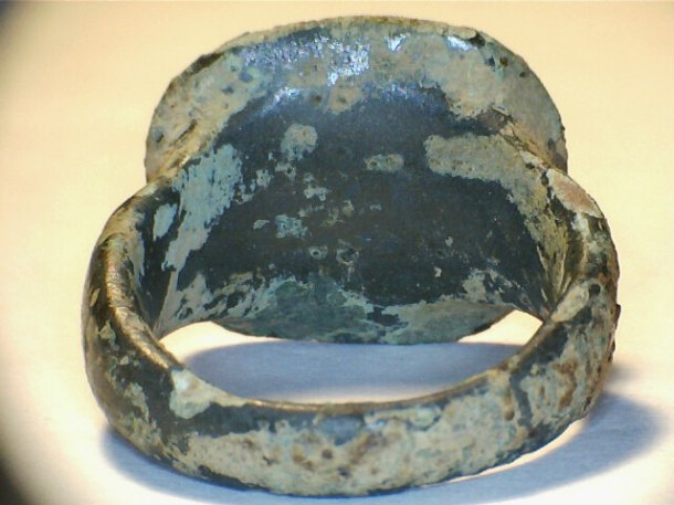 Asi bronzový prsten
