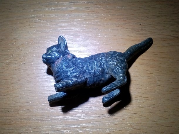 Bronzová kočka