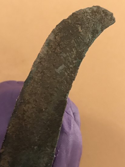 Bronzový nožík