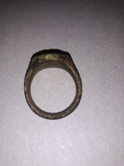 Prsten bronz