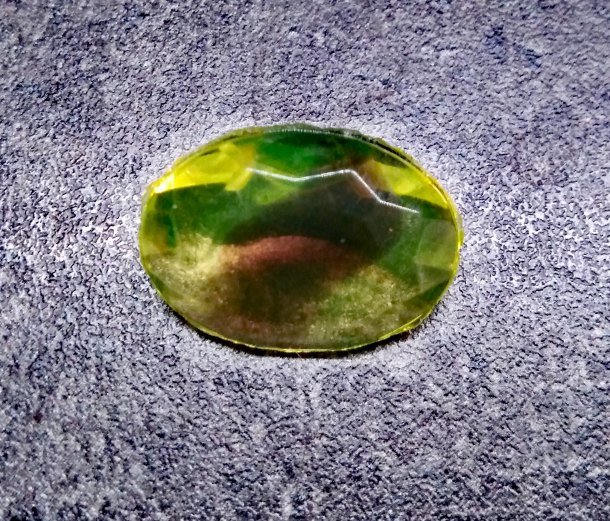 Jablonecké drahokamy ze skla