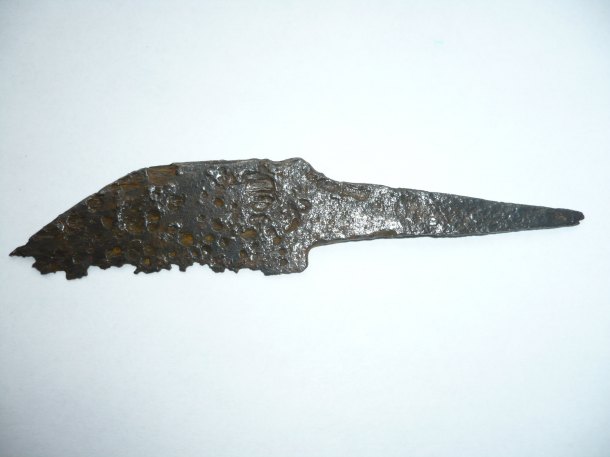 Středověký nožík