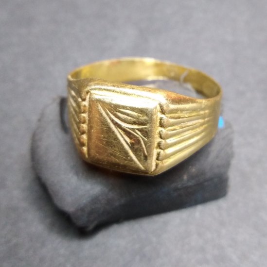Gold Ring I.