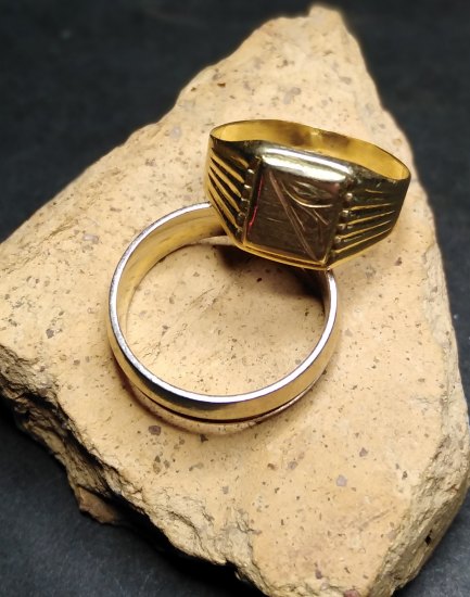 Gold Ring I.