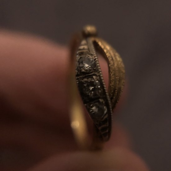 Prsten - první zlato