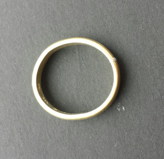 Gold prsten