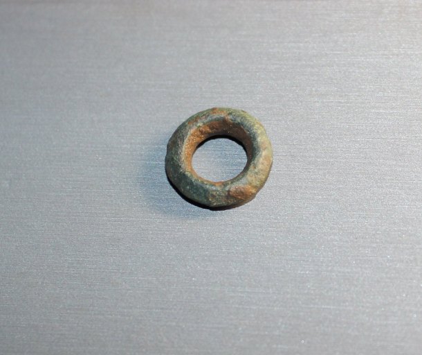 Bronz kroužek 1