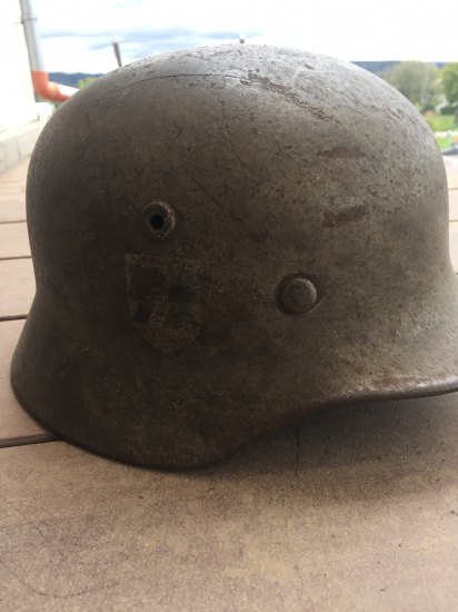 Německá helma SS