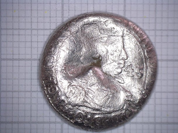 Knoflík? 1645 stříbro vzor 3krej. Ferdinand Karel