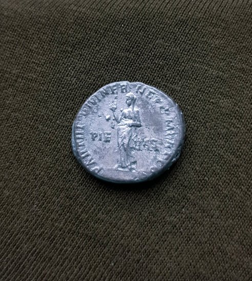 Hadrianus Denar 1. rok vlady 117 n.l.