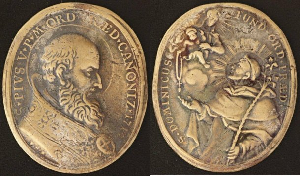 Poutní medailon z roku 1712, papež Pius V - svatý Dominik