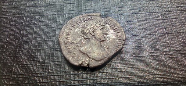 Denár Hadrianus (117–138)