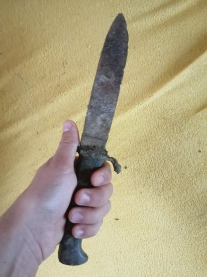 Nůž 24.5cm