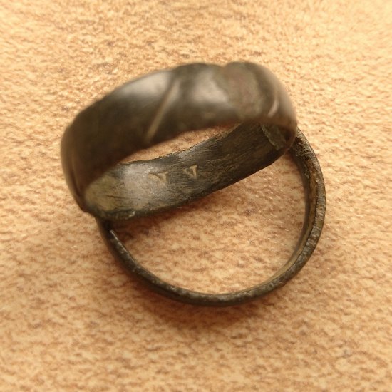 Bronzové prstýnky