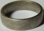 Stříbrný prsten...