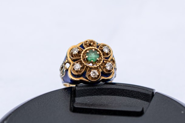 Ruský 24k prsten se smaragdem - polovina 16 století.