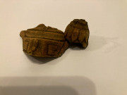 Kovový artefakt