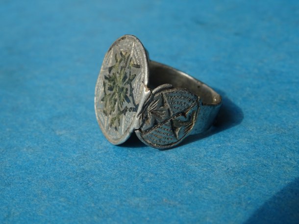 Středověký prsten