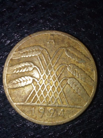Krásná tahle mince.