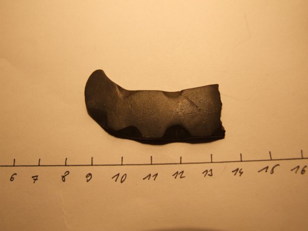 Bronzový zdobený zlomek -  co to asi bylo?