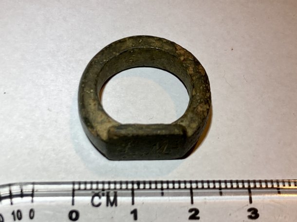 Prsten s monogramem ZM