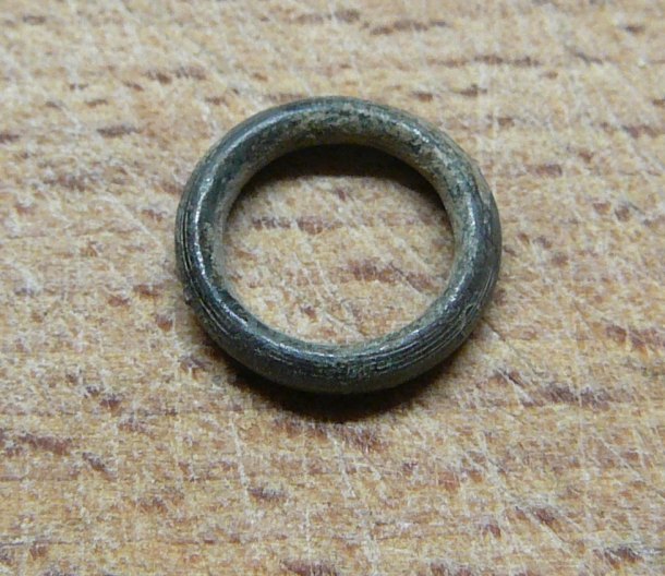 Bronzový kroužek