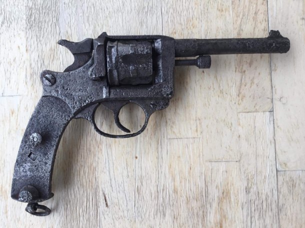 Francouzský armádní revolver Lebel vz. 1892