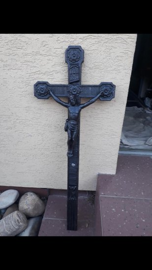 Kříž s kristem