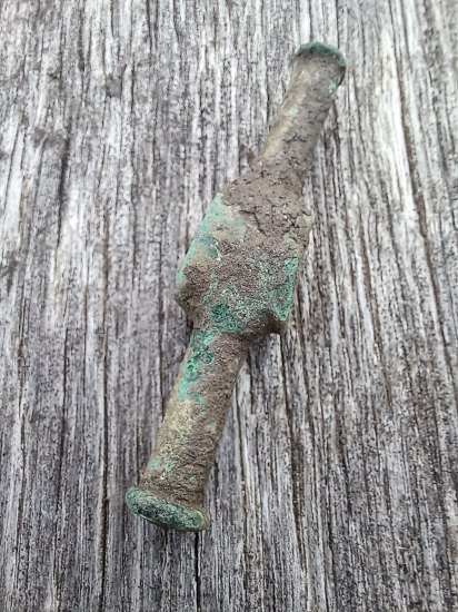 Bronzový fragment z postroje