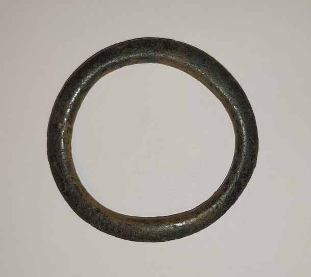 Bronzový kroužek z postroje