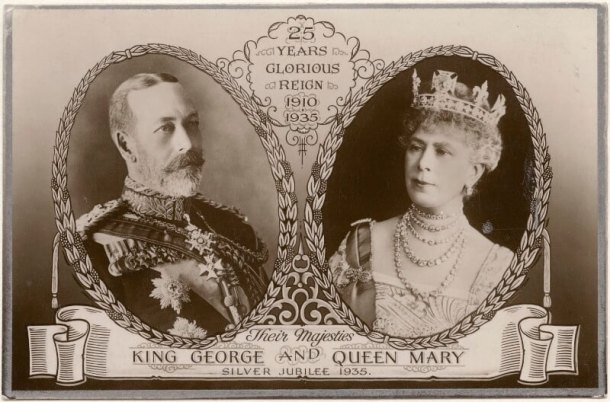 Medailon - George V & Queen Mary