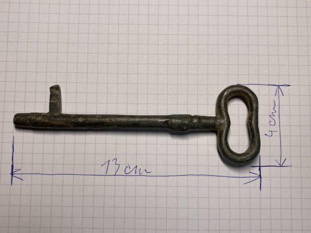 Bronzový klíč