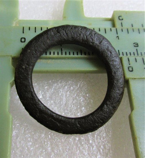 Bronzový zřejmě postrojový kroužek