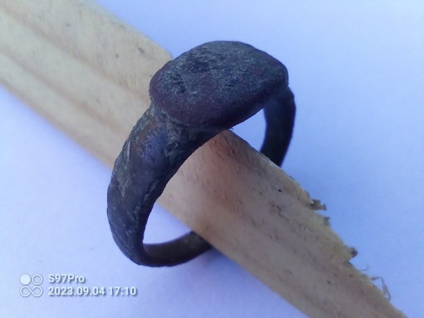 Pečetní prsten bronz
