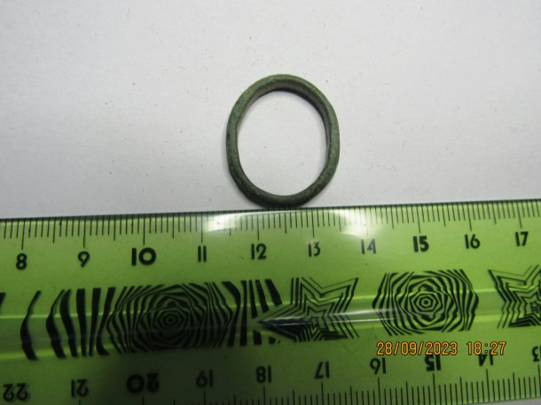Bronzový prsten-kroužek z postroje
